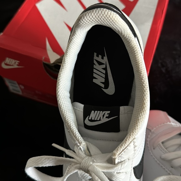 Nike aClassic Cortez Leather Women’s Sz 9 - Picture 3 of 5